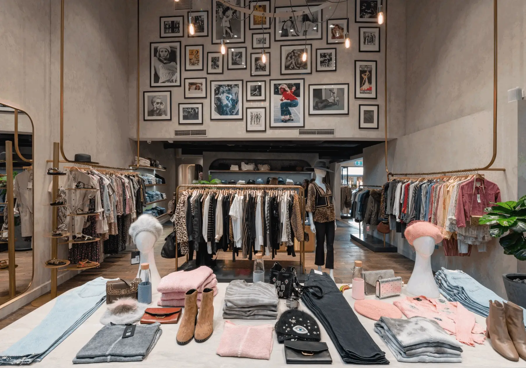 Global Luxury, Curated for You