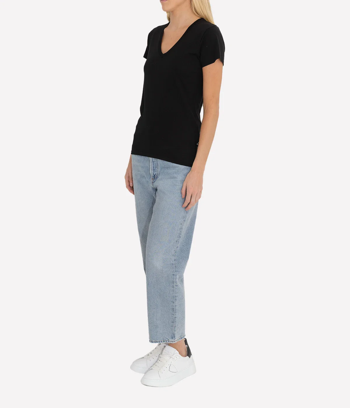 Carol V Neck Tee in Jet Black - Image 4