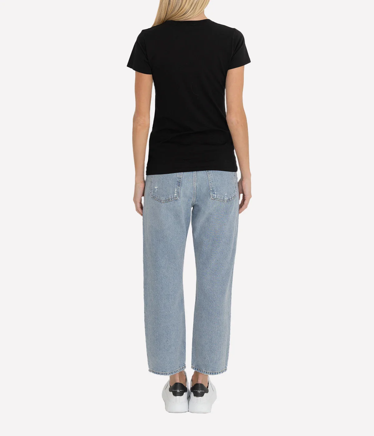 Carol V Neck Tee in Jet Black - Image 5