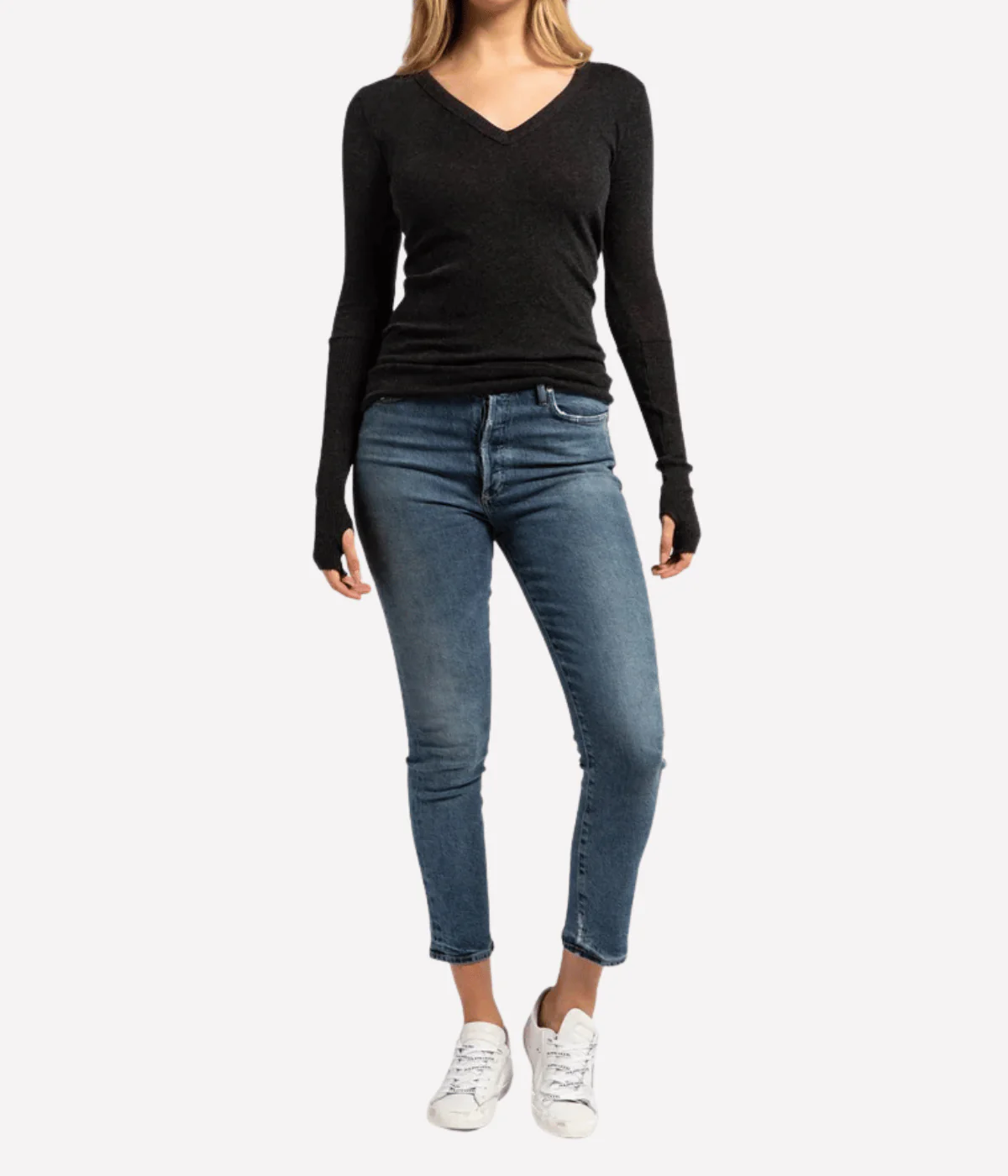 Cashmere V Neck Fitted Long Sleeve Top in Charcoal - Image 3