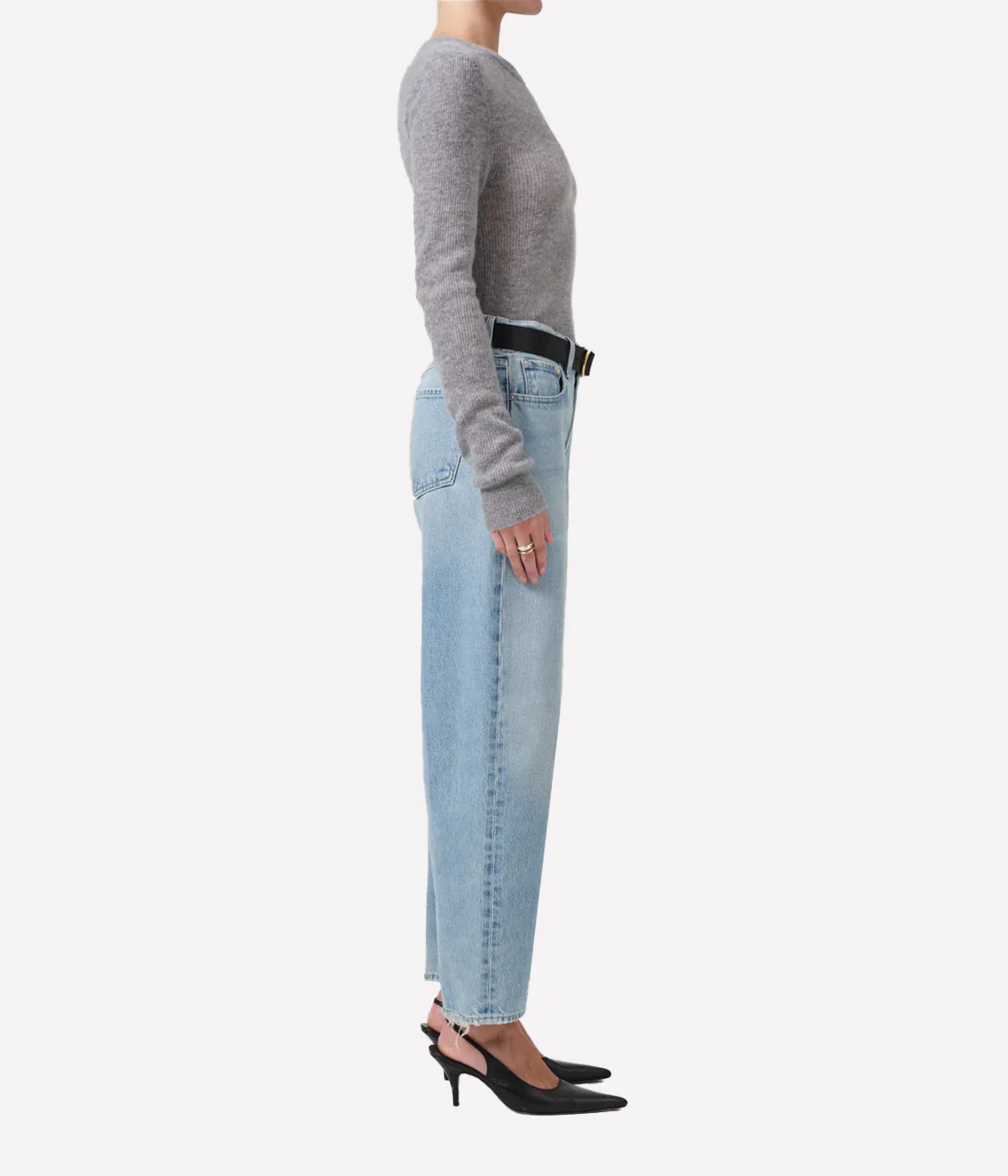 Miro Jean in Gemini - Image 6