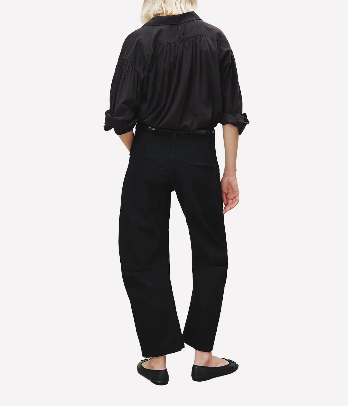 Shon Jean in Black - Image 4