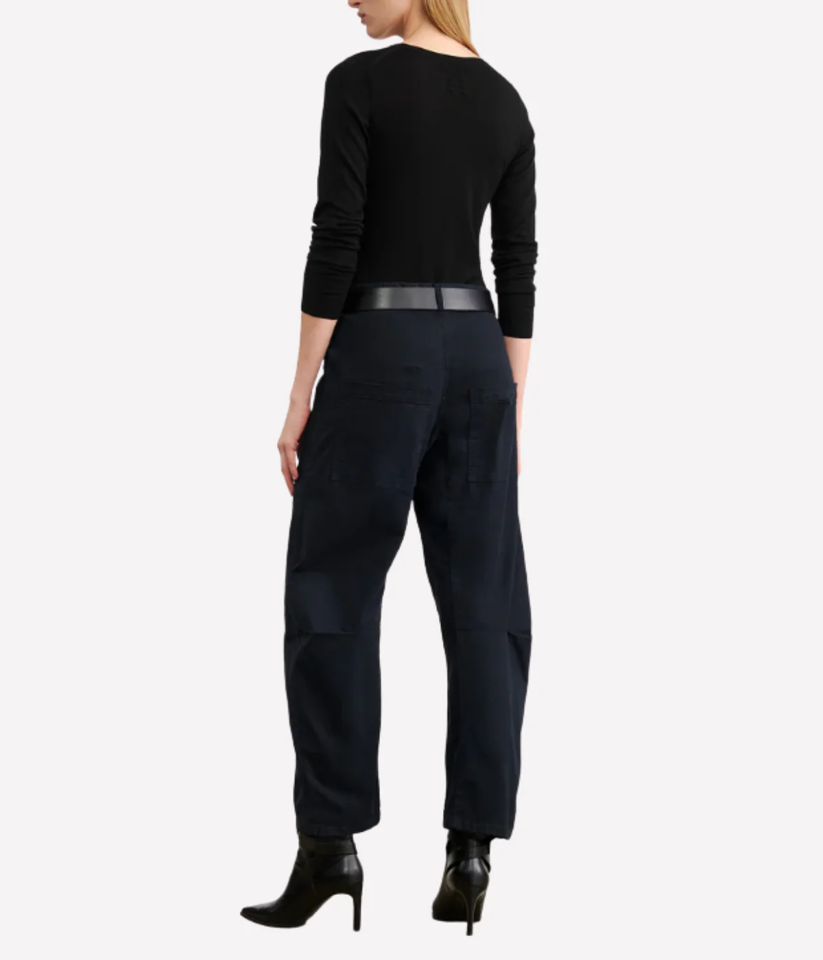 Shon Pant in Midnight - Image 5